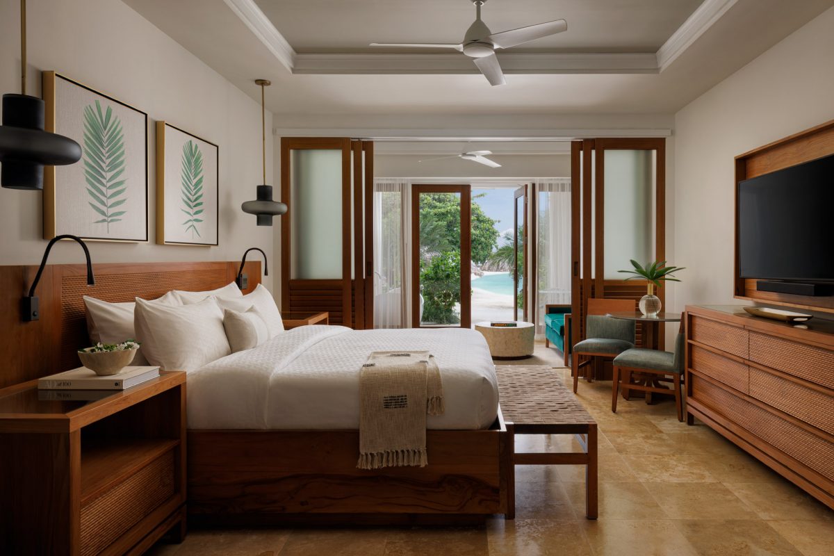 Sandals-SRC-WB1B-6105-Bed Sandals Resorts poolside villa in Montego Bay